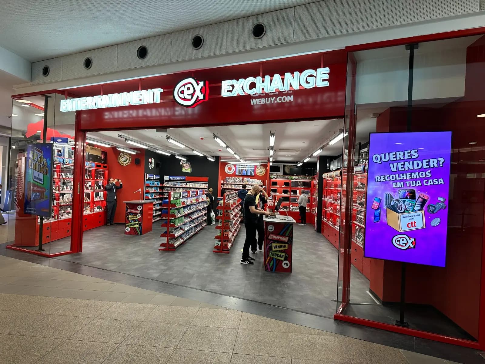 Letrero 3D con iluminacion frontal y lateral todo acrilico - entertainment exchange Letrero 3D con iluminacion frontal y lateral todo acrilico - entertainment exchange